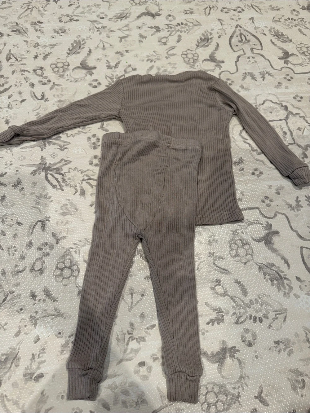 Kids Long Sleeve Ribbed Pajama Set - Taupe
